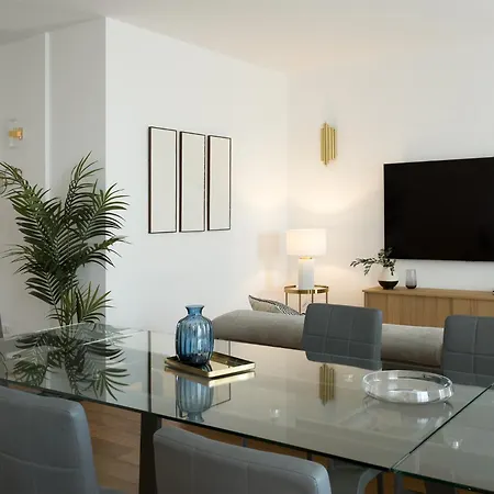 Prestige With Sauna And Free Parking - M4 Lägenhet