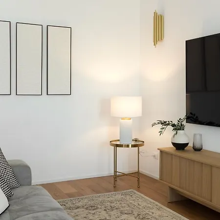Apartmán Prestige With Sauna And Free Parking - M4 *