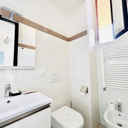 5 Min Walk To Duomo Petite Loft! Apartament