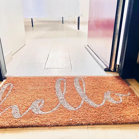 5 Min Walk To Duomo Petite Loft! Apartament *