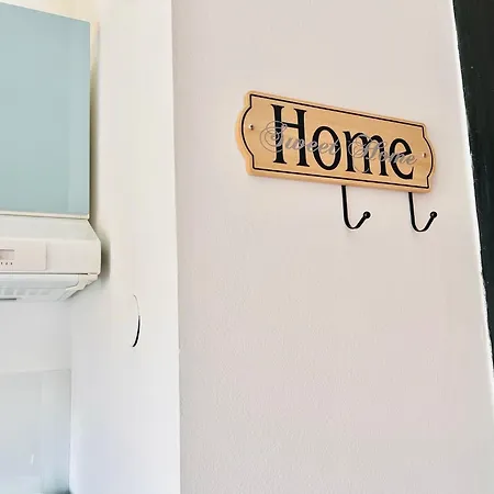 5 Min Walk To Duomo Petite Loft! Apartament Mediolan