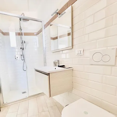 5 Min Walk To Duomo Petite Loft! Apartament