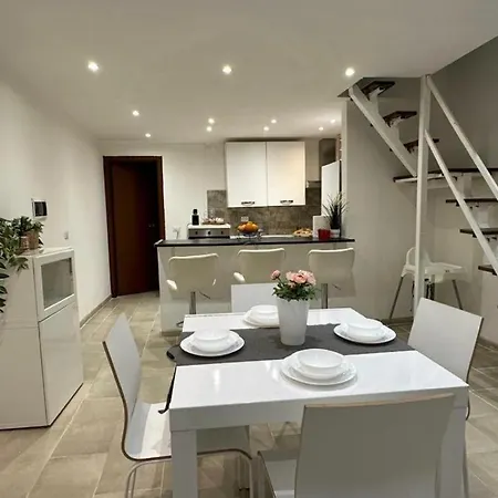 Appartamento Mambo House *