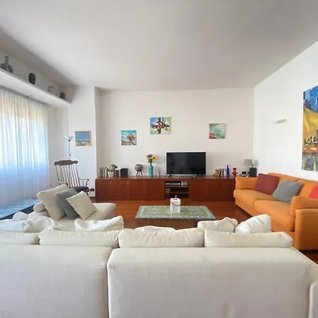 شقة Darsena Apartment, 6 Guests, 2 Bdr, Neighborhood, Navigli