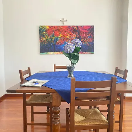 شقة Darsena Apartment, 6 Guests, 2 Bdr, Neighborhood, Navigli *