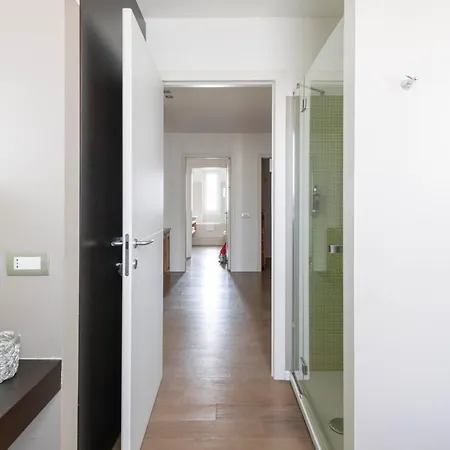Appartamento Lush Contemporary Flat, Wonderful And Wide Home With 3 Bedrooms, 6 Guests, By Houseinmilano Milano