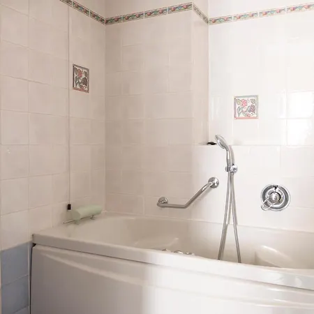 Darsena Apartment, 6 Guests, 2 Bdr, Neighborhood, Navigli شقة *