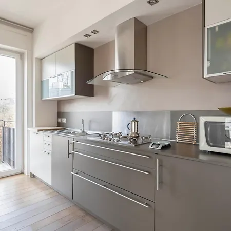Lush Contemporary Flat, Wonderful And Wide Home With 3 Bedrooms, 6 Guests, By Houseinmilano Appartamento Milano