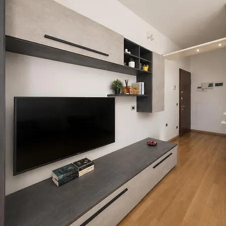 Lägenhet Bicocca Flat B