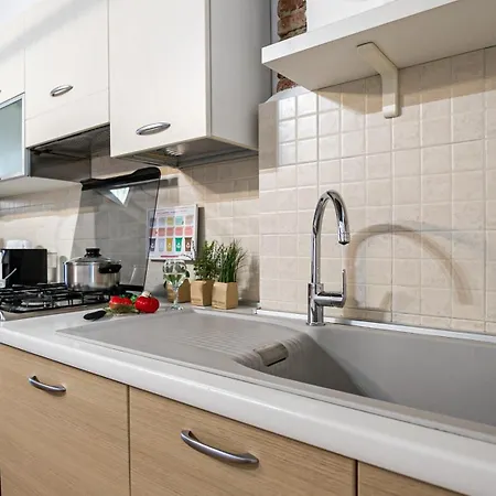 Italianway Easy - Ferrari 7 Apartamento Milán