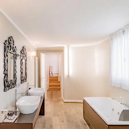 Townhouse 33 Boutique 4* Milano