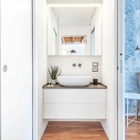 Easylife - - Mora 2 - Navigli