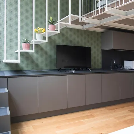 Apartment Youhosty - Lambro12 Milan