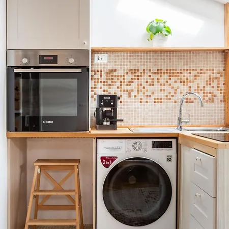 Appartement Cozy Sky Nest Near Shopping Area *