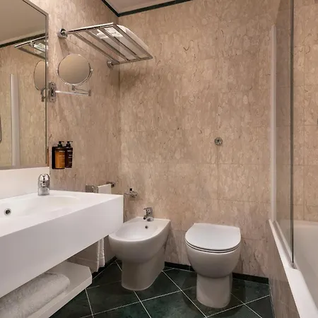 Sina De La Hotel 4*