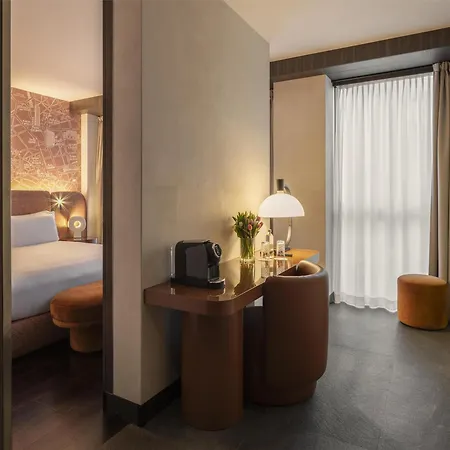 Hyatt Centric 호텔 4*