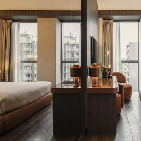 ホテル Hyatt Centric 4*