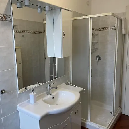 Adriano Metro & Comfort - Affitti Brevi Italia *