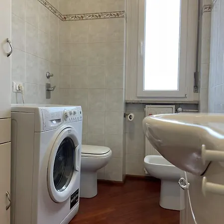 Adriano Metro & Comfort - Affitti Brevi Italia Apartamento