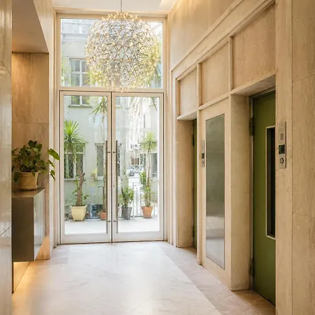 Comecasa Attic 3 Min Walk From Duomo Apartamento