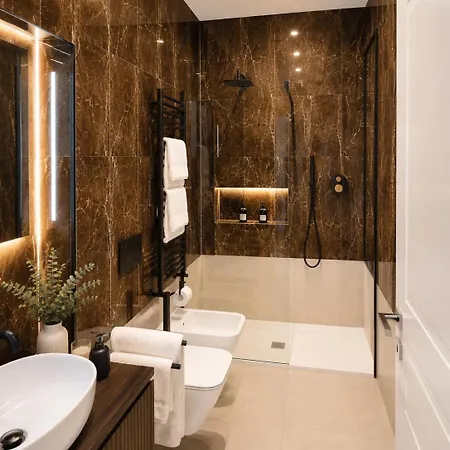 B And G San Babila- Luxury In The Heart Of - Design District Konukevi Milano