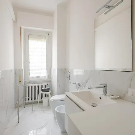 Apartamento Zero Stress - Park & Ride - Private Parking Included, Close To Metro To Duomo, Stadio San Siro *