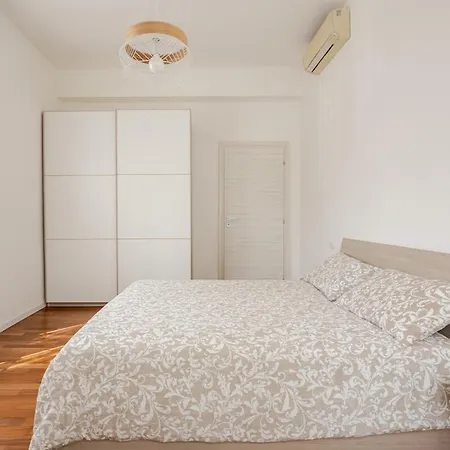 Zero Stress - Park & Ride - Private Parking Included, Close To Metro To Duomo, Stadio San Siro *