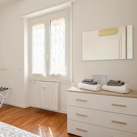 Zero Stress - Park & Ride - Private Parking Included, Close To Metro To Duomo, Stadio San Siro Apartamento