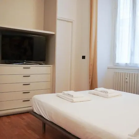 Apartamento Prestige Boutique Homes - Piazza Duomo Exclusive Family Milão