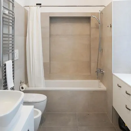 Prestige Boutique Homes - Piazza Duomo Exclusive Family *