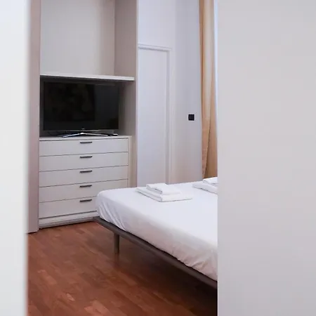 Prestige Boutique Homes - Piazza Duomo Exclusive Family Apartamento *