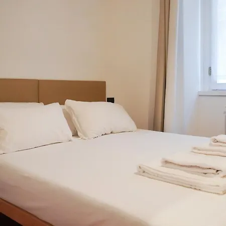 Prestige Boutique Homes - Piazza Duomo Exclusive Family Apartamento *