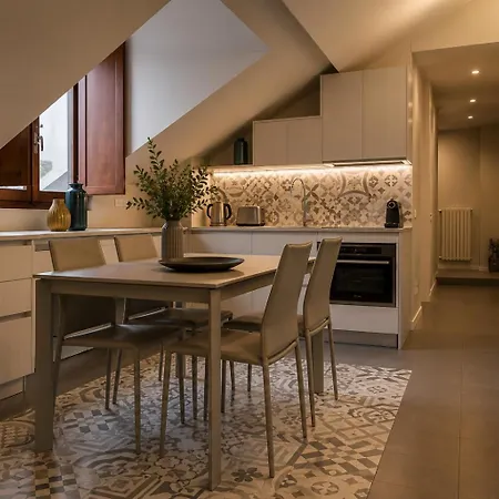 Comecasa Duomo Exclusive 2 Bedrooms *
