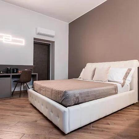 The Dream Centro Nocleg ze śniadaniem 4*