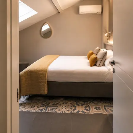 Comecasa Duomo Exclusive 2 Bedrooms * Milan