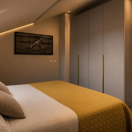 Comecasa Duomo Exclusive 2 Bedrooms Milan