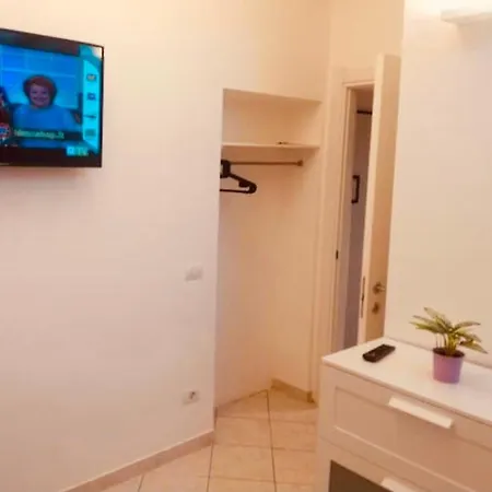 Bilocale Mansardato Zona Corso Buenos Aires Mm1-mm2 Lippi 2 *