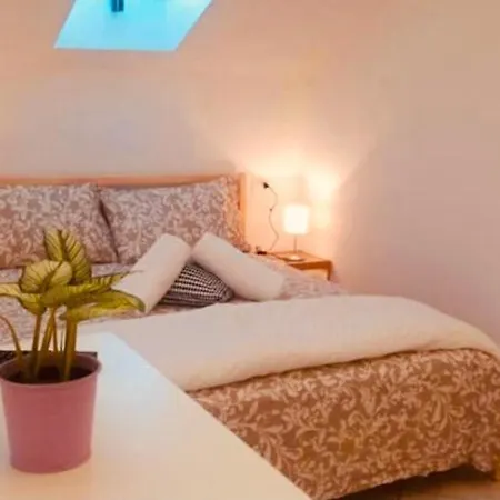 Bilocale Mansardato Zona Corso Buenos Aires Mm1-mm2 Lippi 2 * Milano