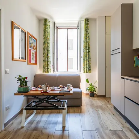 Casa Dimi - 2 Bedroom 2 En-suite Bath, 2 Min M5, Smart Lock Апартаменты Милан