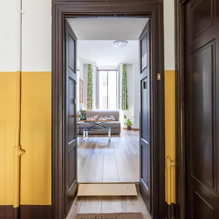 Casa Dimi - 2 Bedroom 2 En-suite Bath, 2 Min M5, Smart Lock Апартаменты *