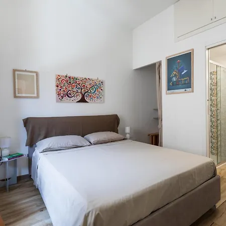 Casa Dimi - 2 Bedroom 2 En-suite Bath, 2 Min M5, Smart Lock Апартаменты