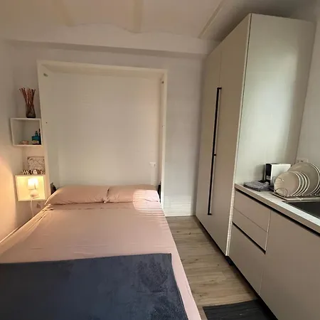 Grazioso Monolocale Apartament Mediolan