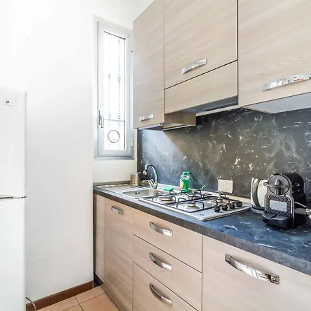 Domusmi San Gregorio 10 Apartment Milan