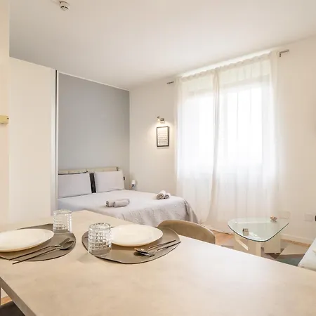 Monolocale Ovidio Design Milano