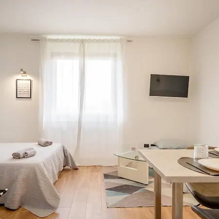 Monolocale Ovidio Design
