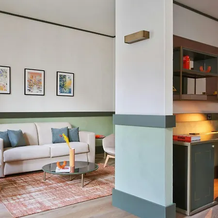 Nemi, Milan, A Tribute Portfolio 밀라노