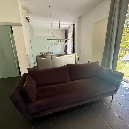 Lägenhet Private Garden Apartment, Navigli, 24h Security Milano