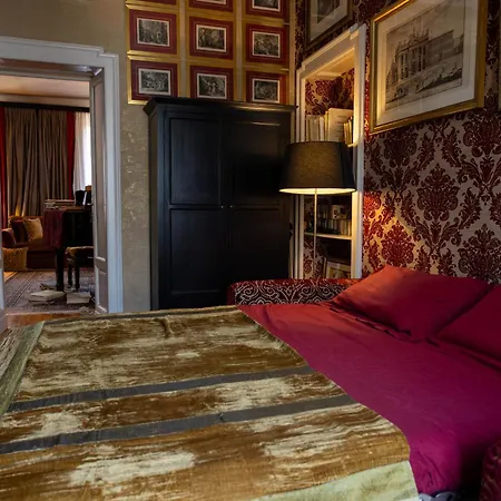 Charming Elegant In Historic Art Nouveau Building, 3* Милан
