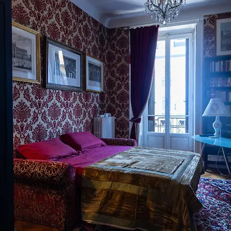 Charming Elegant In Historic Art Nouveau Building, Милан