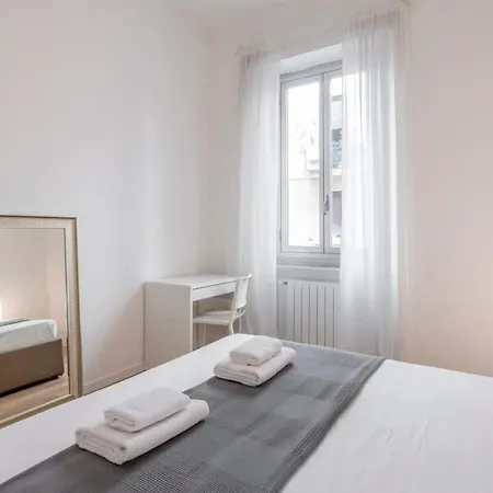 Prealpi1-design With Two Double Bedrooms * מילאנו